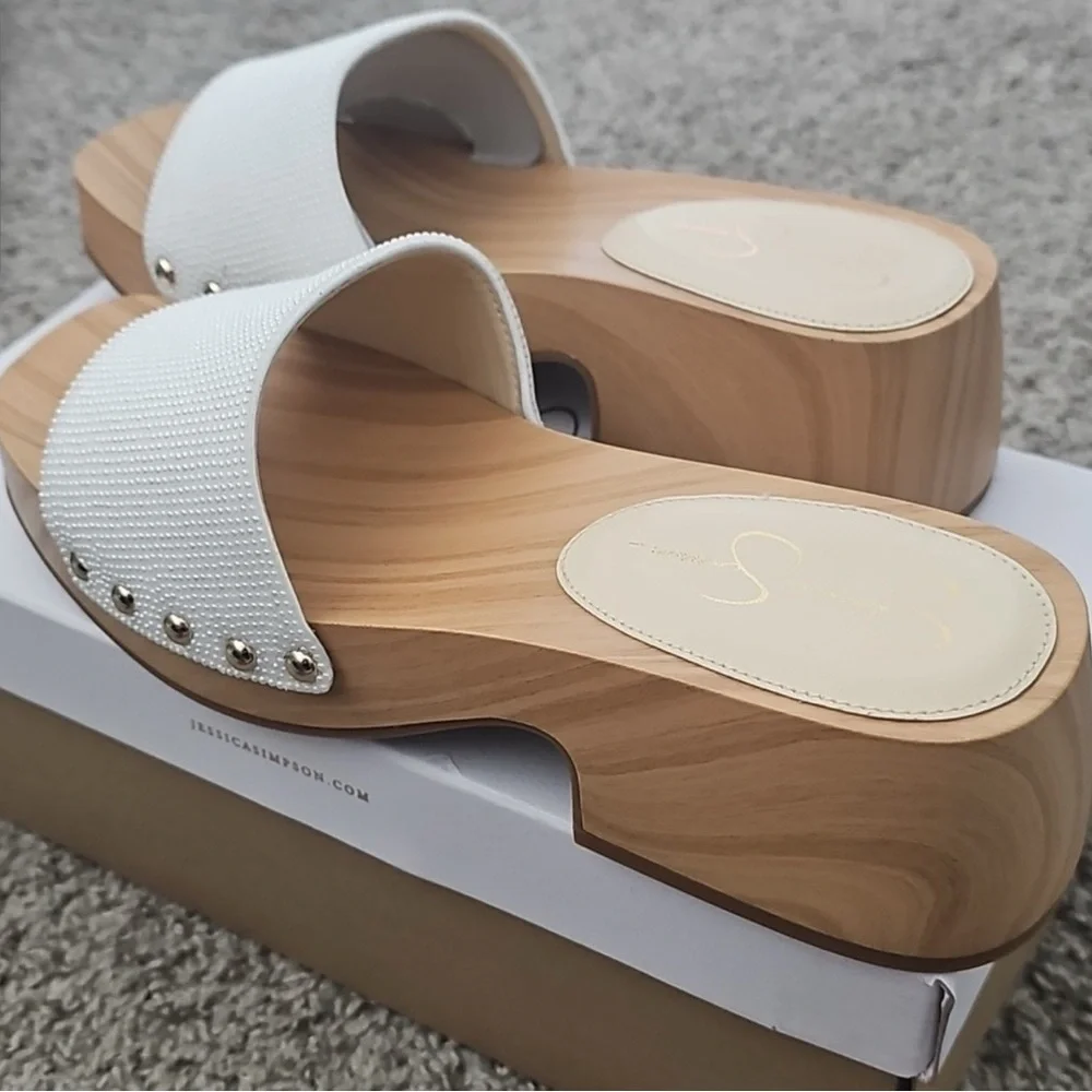 Jessica Simpson Rexile White Women's Mules with Wood Finish - Picture 3 of 5